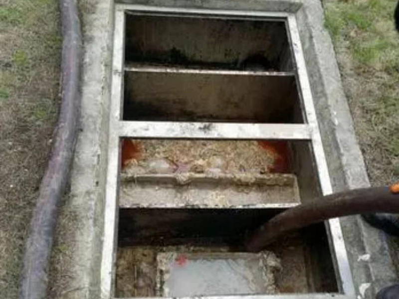 复兴隔油池清理