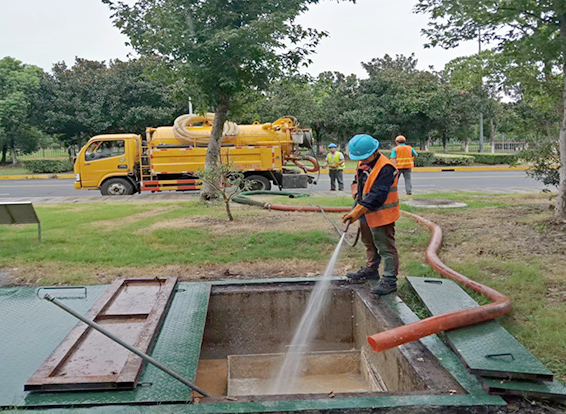 复兴化油池清理